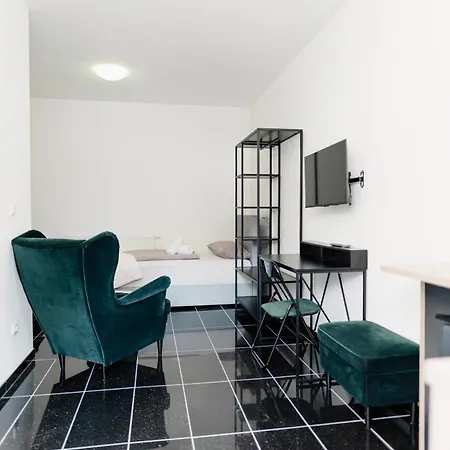 Apartment Beta Living - Lux